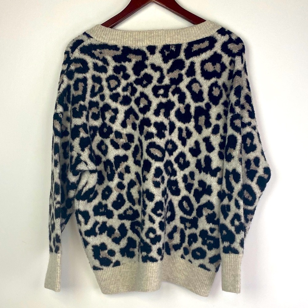 Vince Camuto Black and Cream Animal Print V-Neck Sweater - Picture 2 of 3